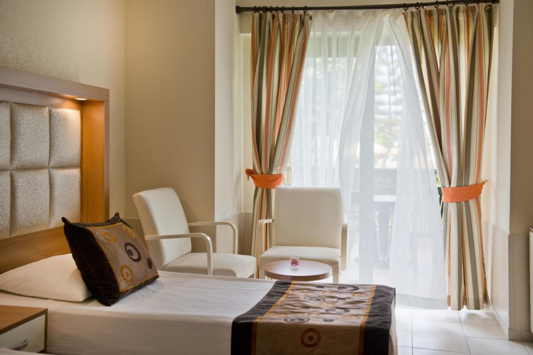 Oz Hotels Incekum Beach Resort & Spa Hotel Okurcalar Extérieur photo