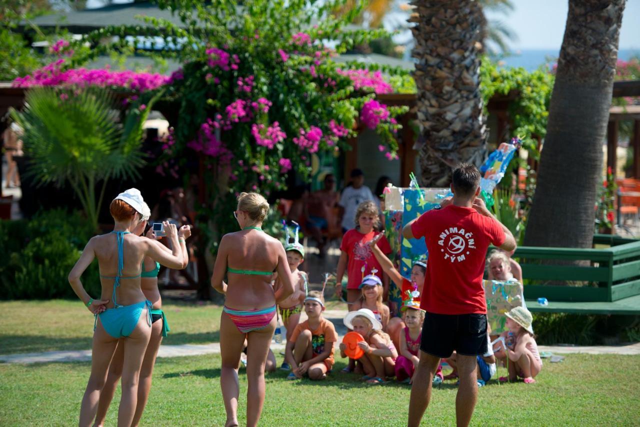 Oz Hotels Incekum Beach Resort & Spa Hotel Okurcalar Extérieur photo